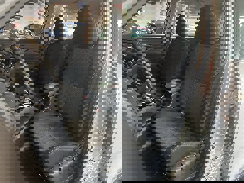 Used 2019 Nissan Rogue S image 10