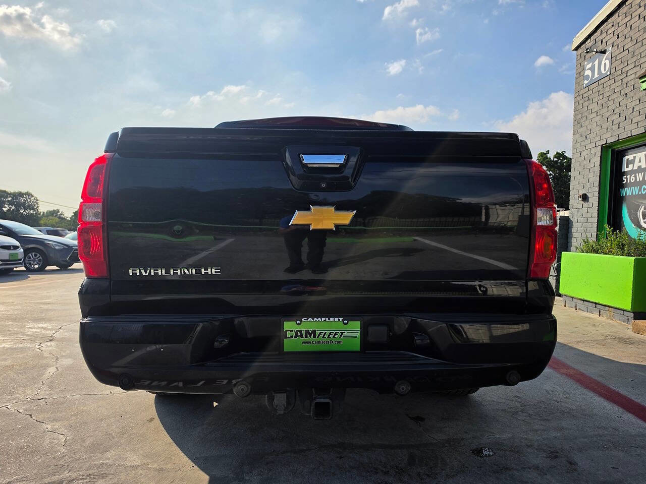 Used 2012 Chevrolet Avalanche LTZ RWD image 15