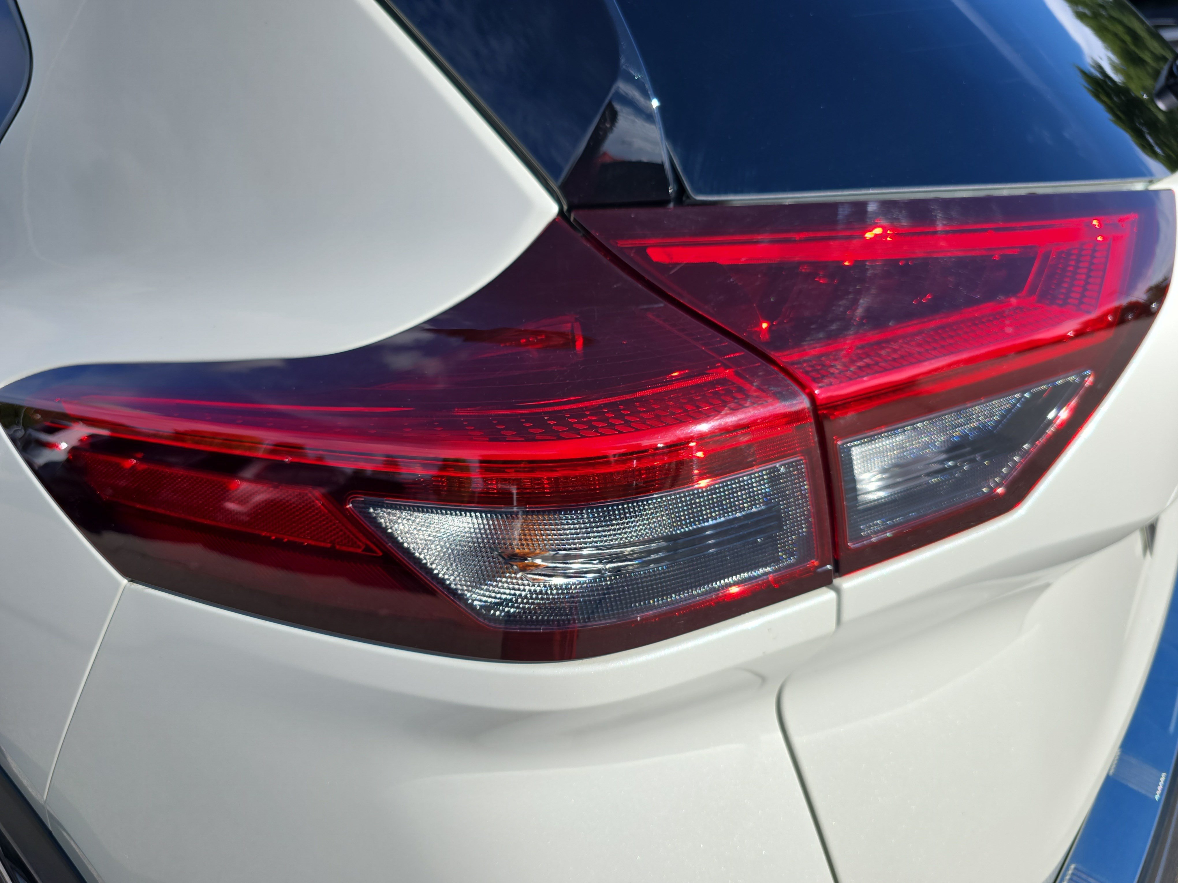 Used 2023 Nissan Rogue SL FWD image 32