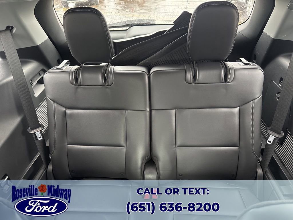 Used 2023 Ford Explorer XLT w/ Equipment Group 202A image 33