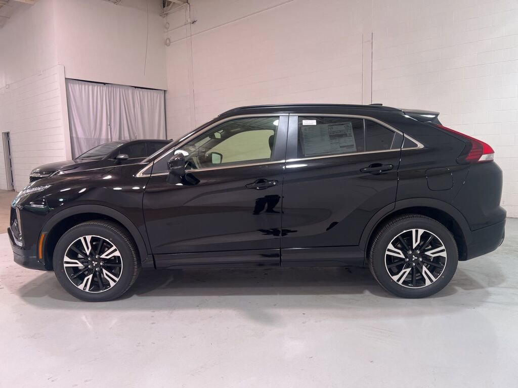 New 2026 Mitsubishi Eclipse Cross Black Edition image 6