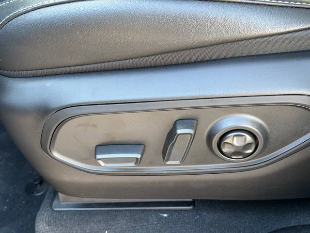 New 2026 Jeep Grand Cherokee Altitude image 16