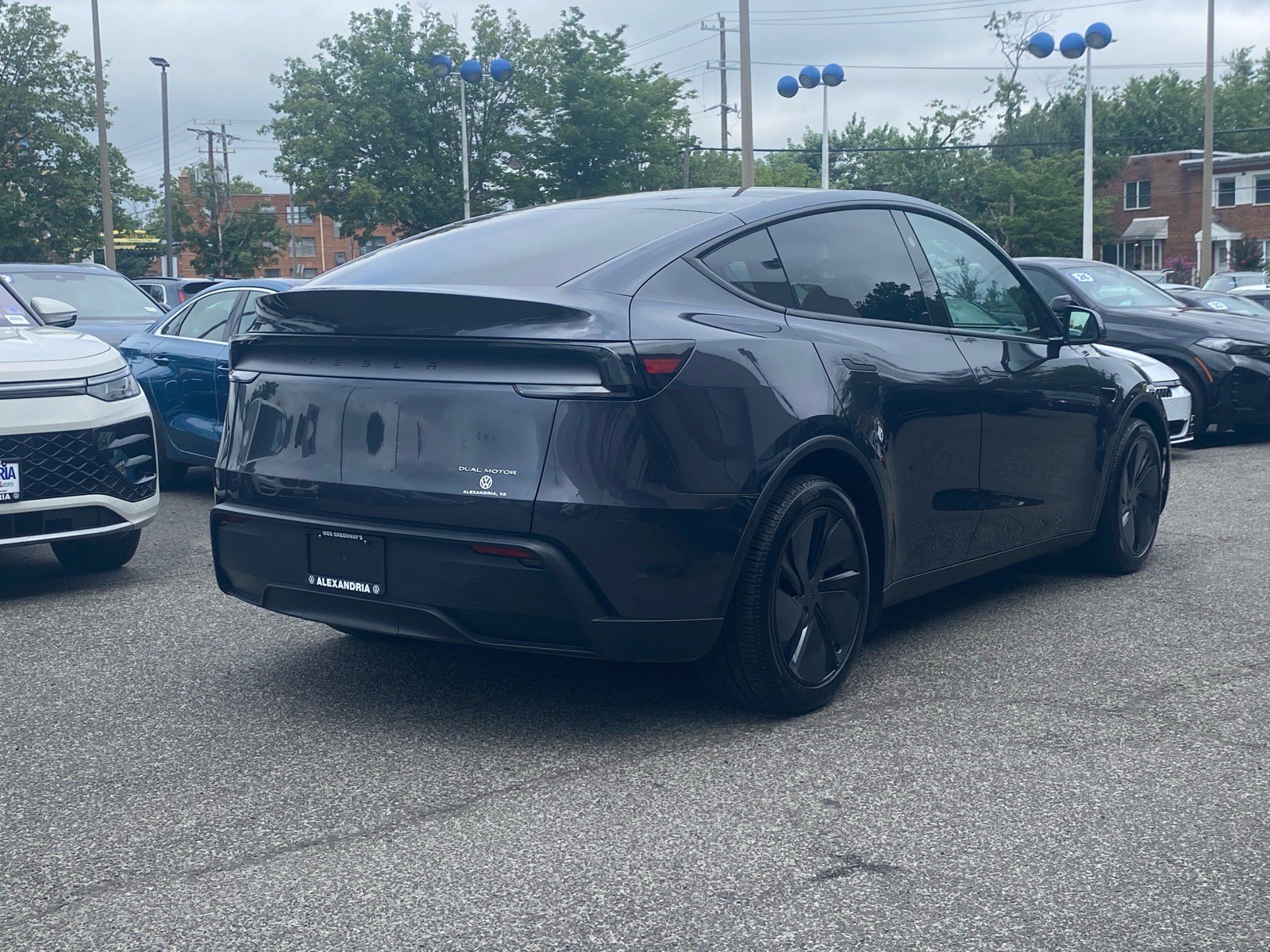 Used 2026 Tesla Model Y Long Range AWD/4WD image 3