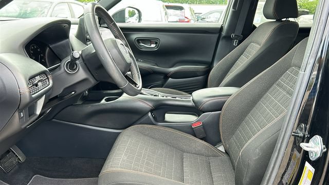 Used 2024 Honda HR-V Sport image 10