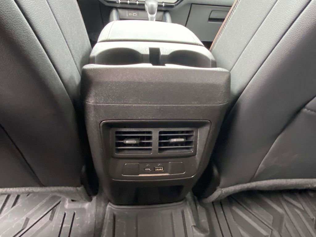 Used 2023 GMC Canyon AT4 w/ AT4 Premium Package image 10