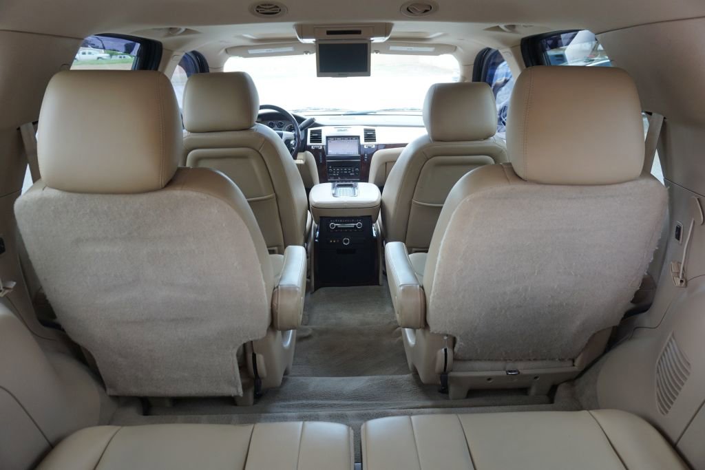 Used 2013 Cadillac Escalade Premium AWD/4WD image 25
