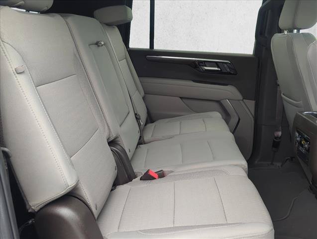 Used 2025 Chevrolet Suburban LS AWD/4WD image 23