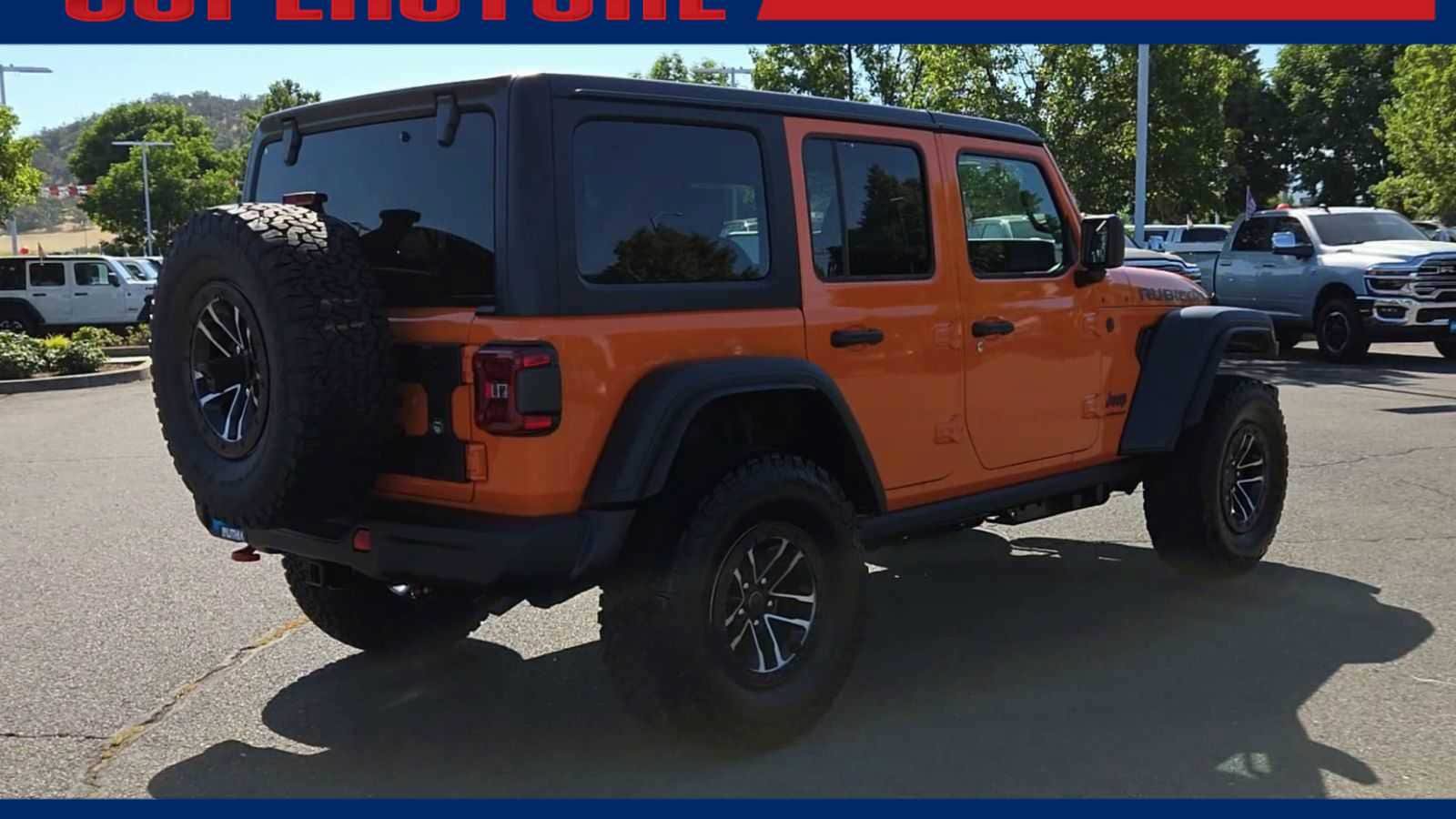New 2026 Jeep Wrangler Unlimited Rubicon w/ Xtreme 35 Tire Package AWD/4WD image 8