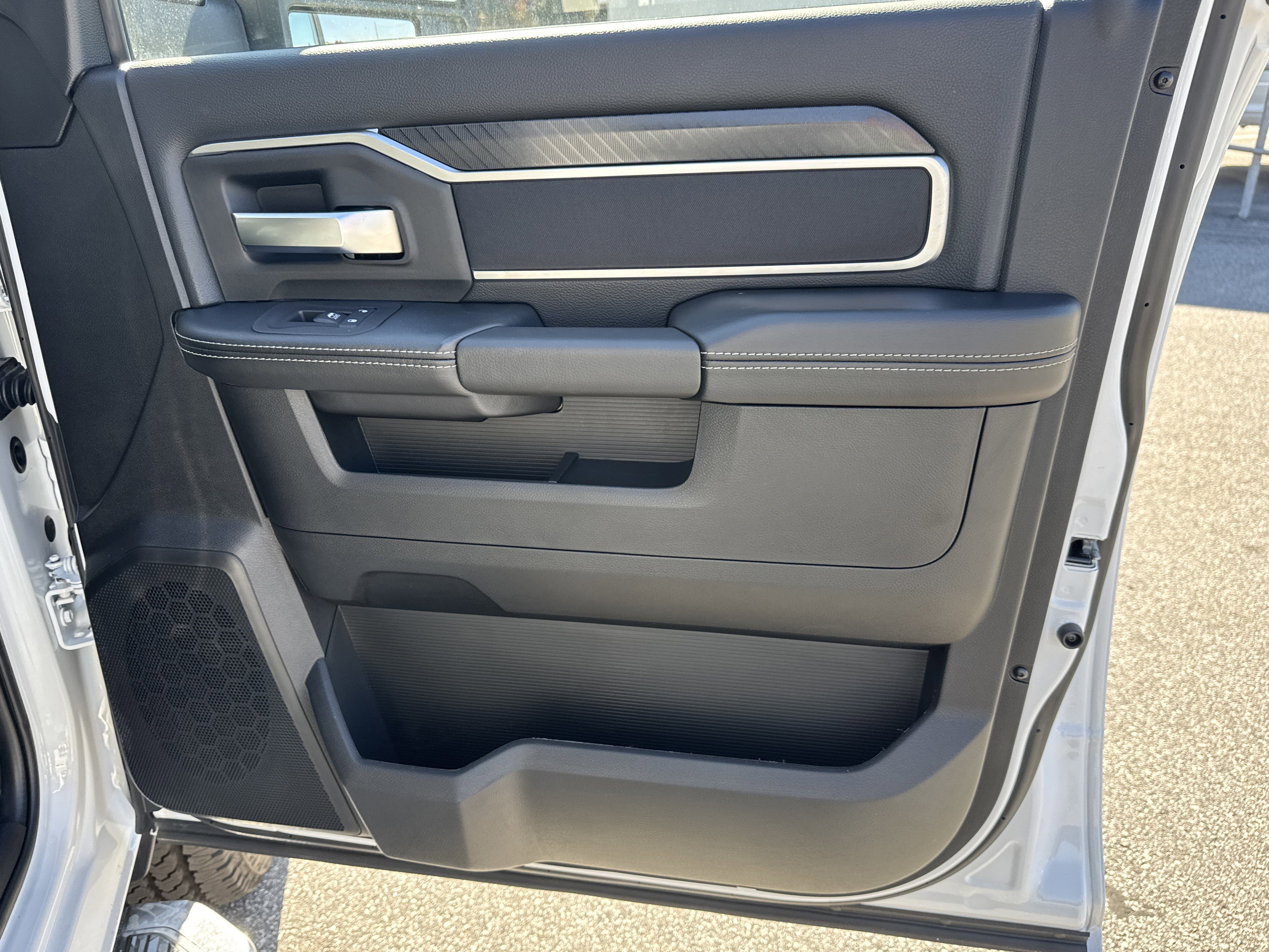 Used 2025 RAM 2500 Big Horn image 19