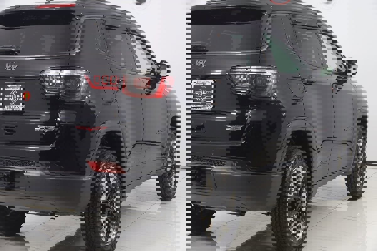 Used 2018 Jeep Compass Trailhawk w/ Safe & Security Group image 42