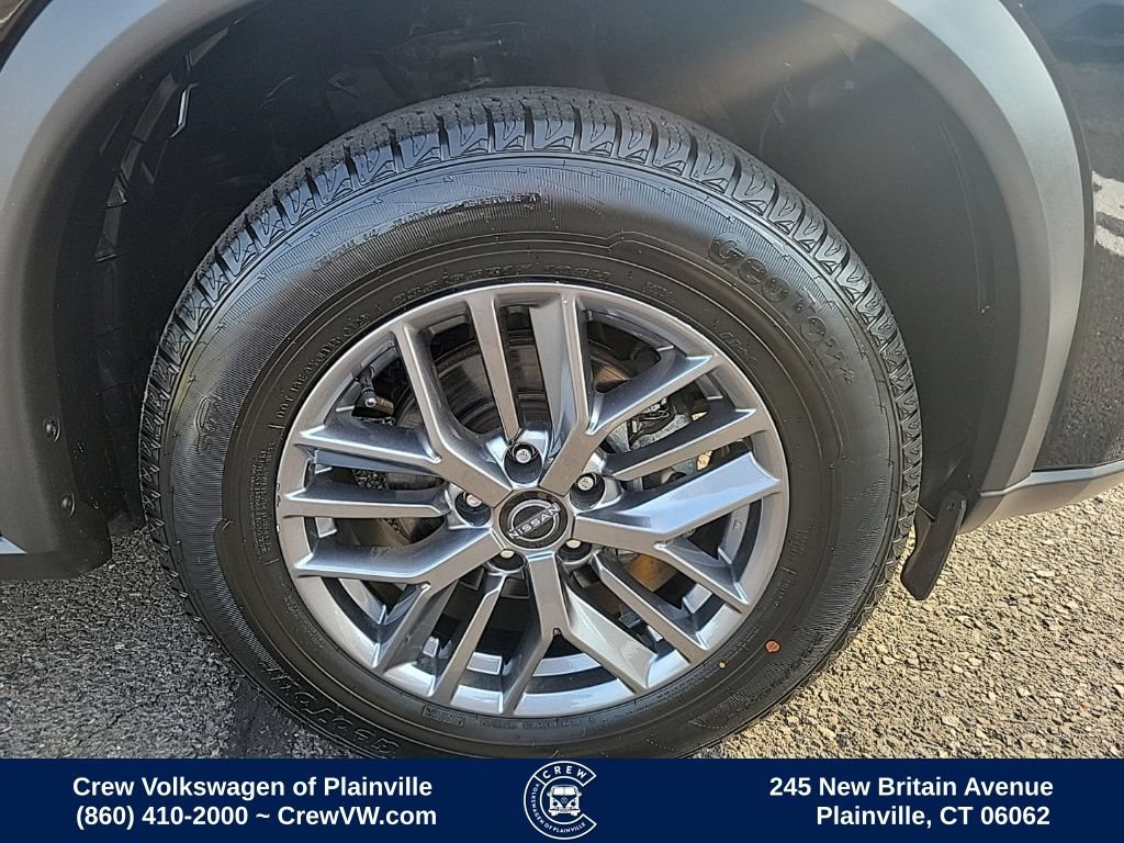 Used 2024 Nissan Rogue S AWD/4WD image 20