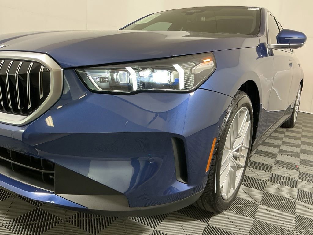 Certified 2024 BMW 530i w/ M Sport Package image 9