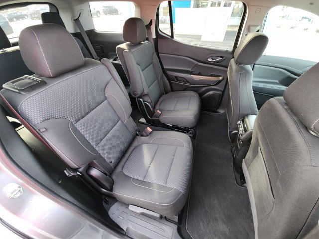 Used 2023 GMC Acadia SLE w/ Driver Convenience Package image 17