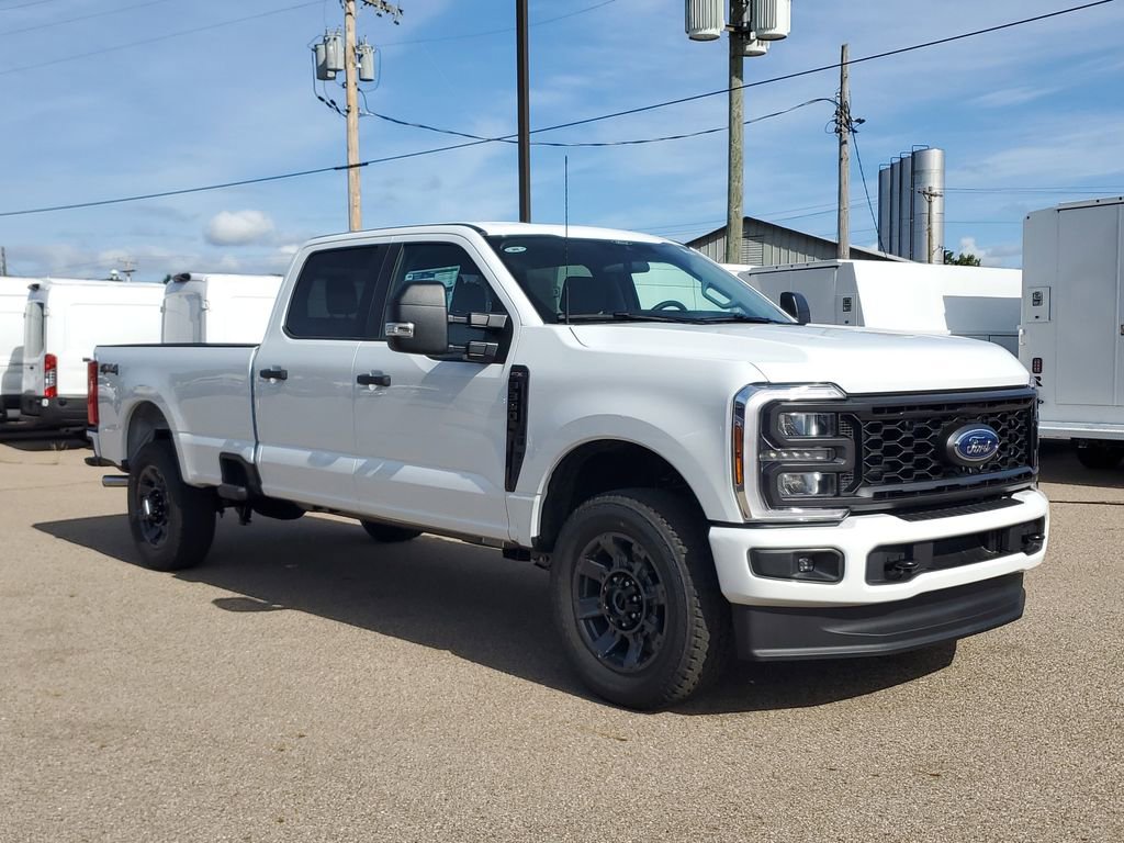 New 2026 Ford F350 4x4 Crew Cab Super Duty image 2