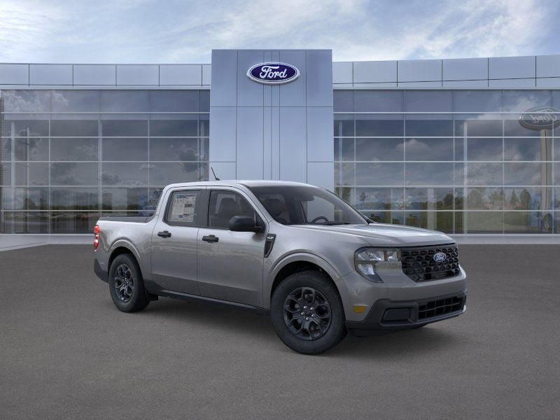 New 2025 Ford Maverick XLT FWD image 7