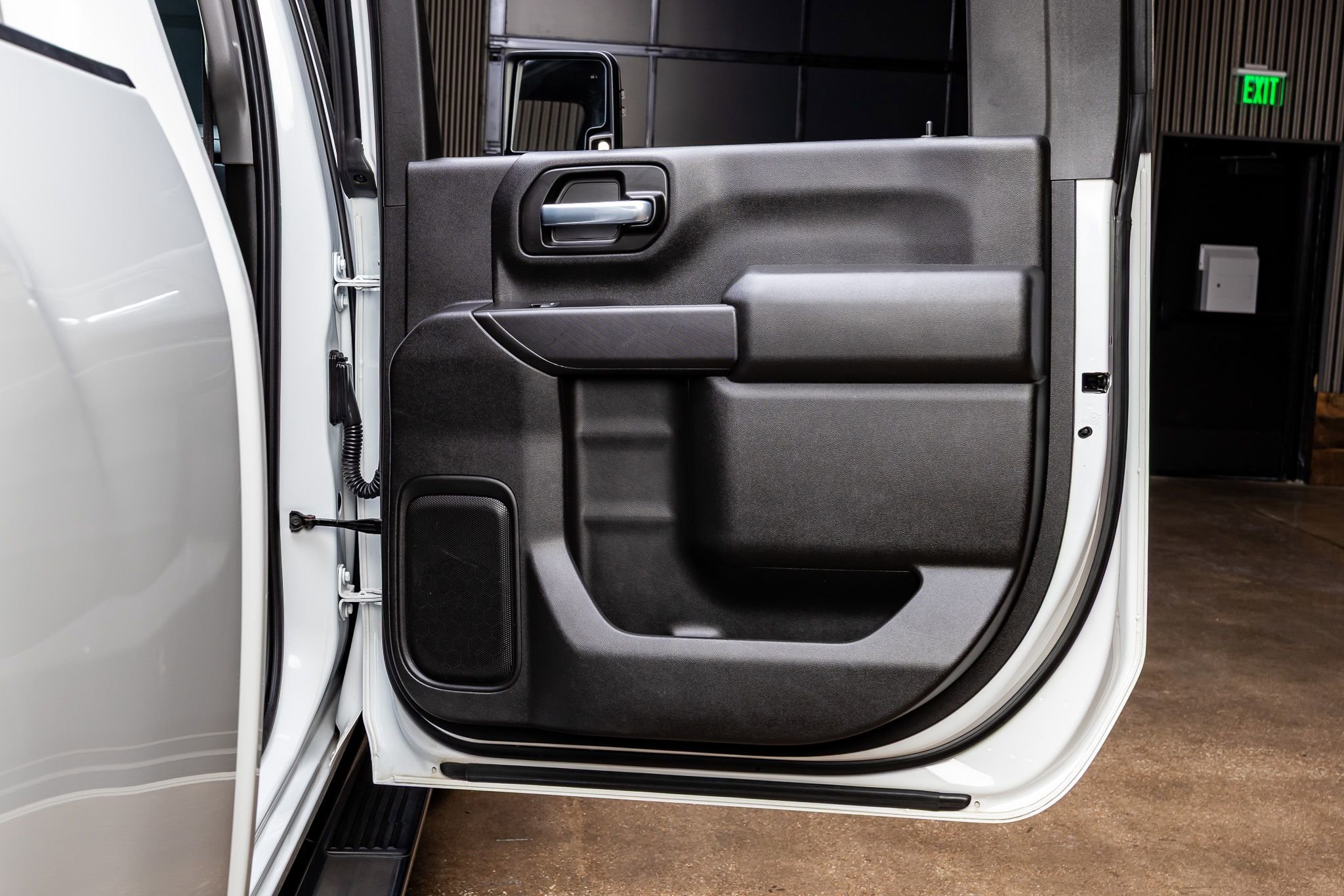 Used 2020 GMC Sierra 2500 4x4 Crew Cab w/ Gooseneck/5TH Wheel Package image 37