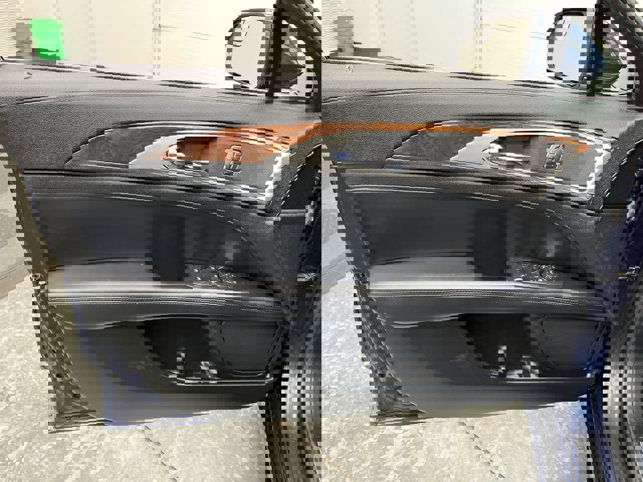 Used 2017 Lincoln MKZ Select w/ Climate Package image 7