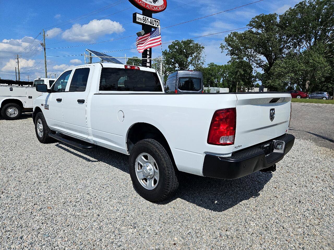 Used 2018 RAM 2500 Tradesman image 3