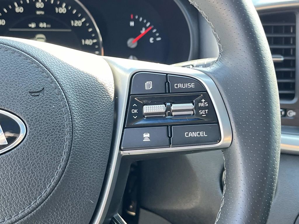 Used 2019 Kia Sorento SX image 34