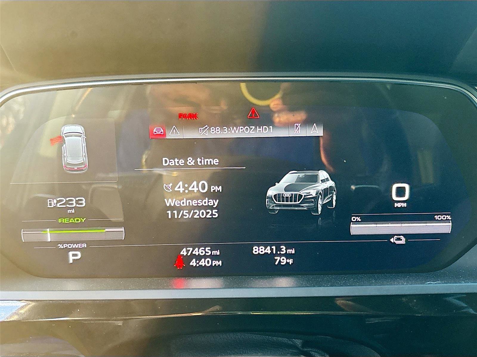 Used 2021 Audi e-tron Premium w/ Convenience Plus Package image 12