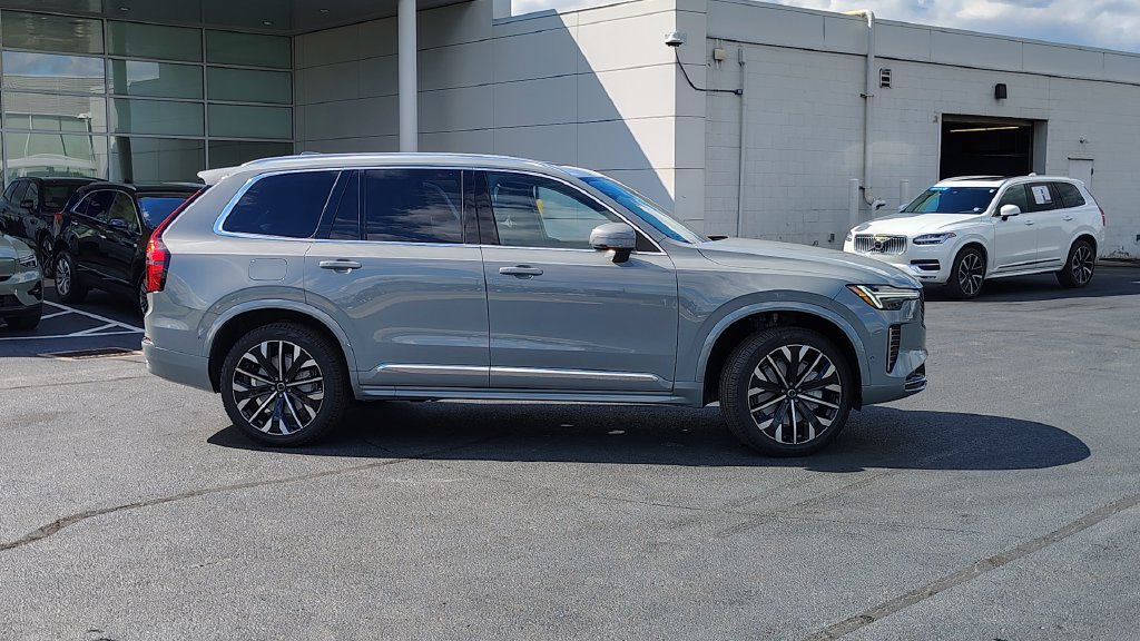 New 2026 Volvo XC90 B6 Plus AWD/4WD image 2