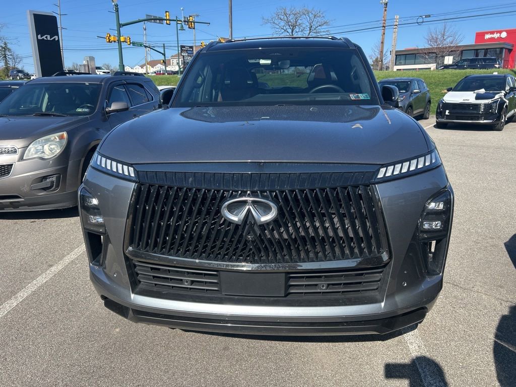 Used 2025 INFINITI QX80 Autograph w/ Autograph Exterior Package image 2
