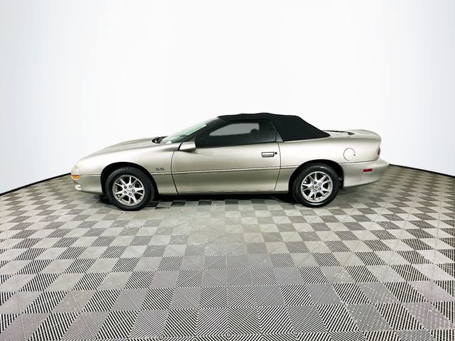 Used 2000 Chevrolet Camaro Z28 w/ SS Performance/Appearance Pkg image 7