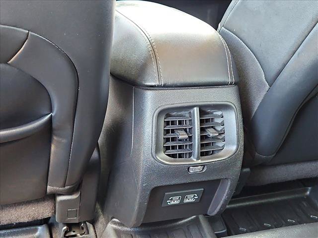 Used 2021 Jeep Cherokee Latitude Lux w/ Sun & Sound Group AWD/4WD image 17