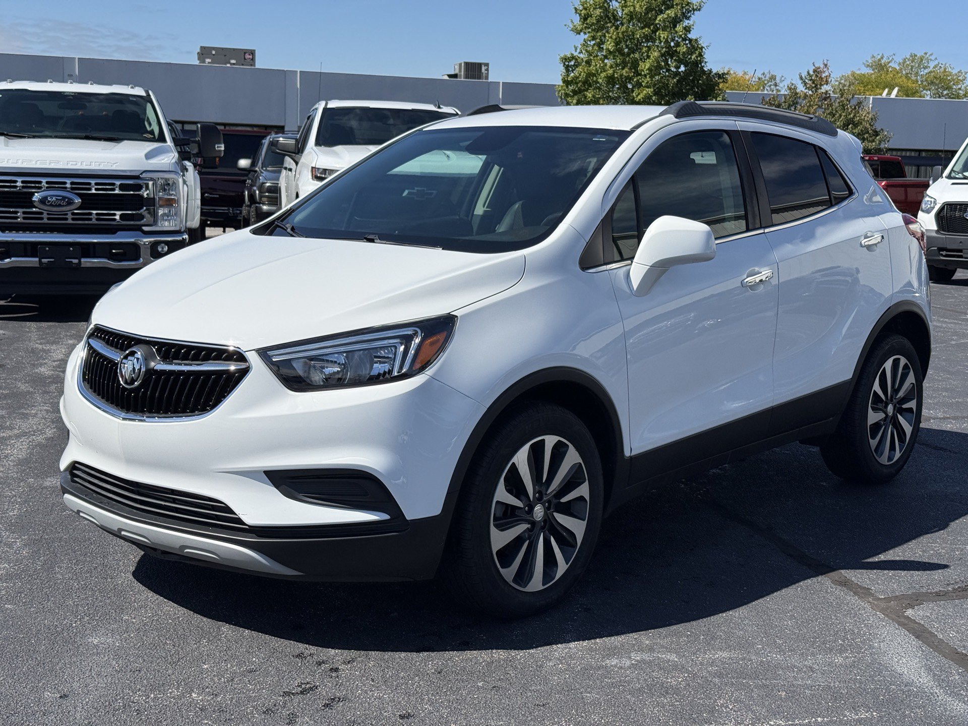 Used 2021 Buick Encore Preferred w/ Safety Package AWD/4WD image 4