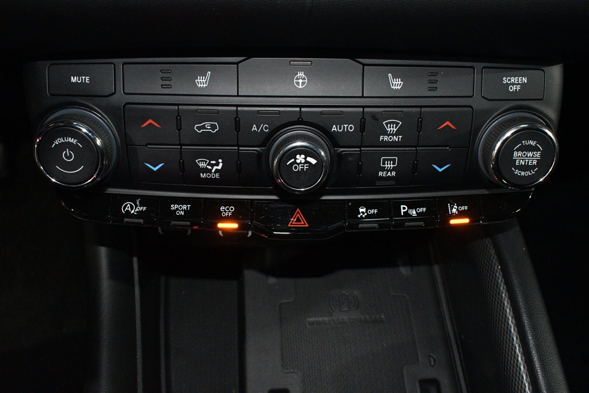 Used 2022 Dodge Durango GT RWD image 36