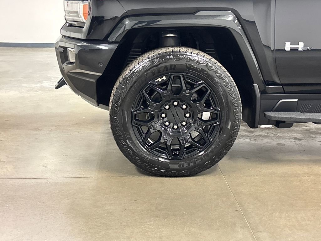 New 2026 GMC Hummer EV 4x4 Crew Cab image 12