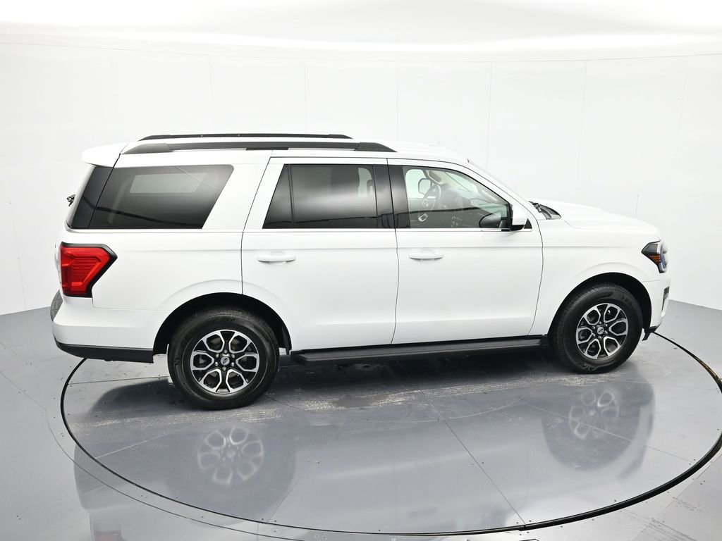 Used 2024 Ford Expedition XLT image 33