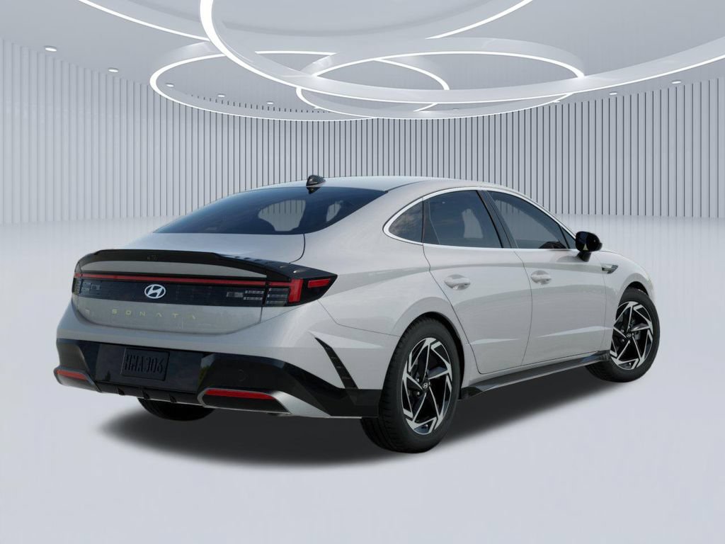 New 2026 Hyundai Sonata SEL FWD image 4