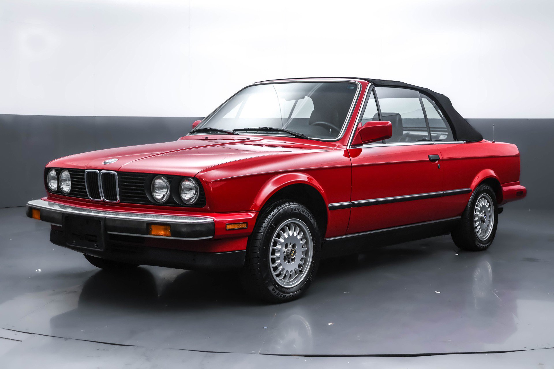 Used 1987 BMW 325i Convertible image 22