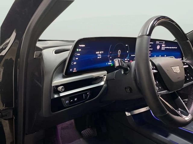 Used 2024 Cadillac Lyriq Luxury RWD image 17