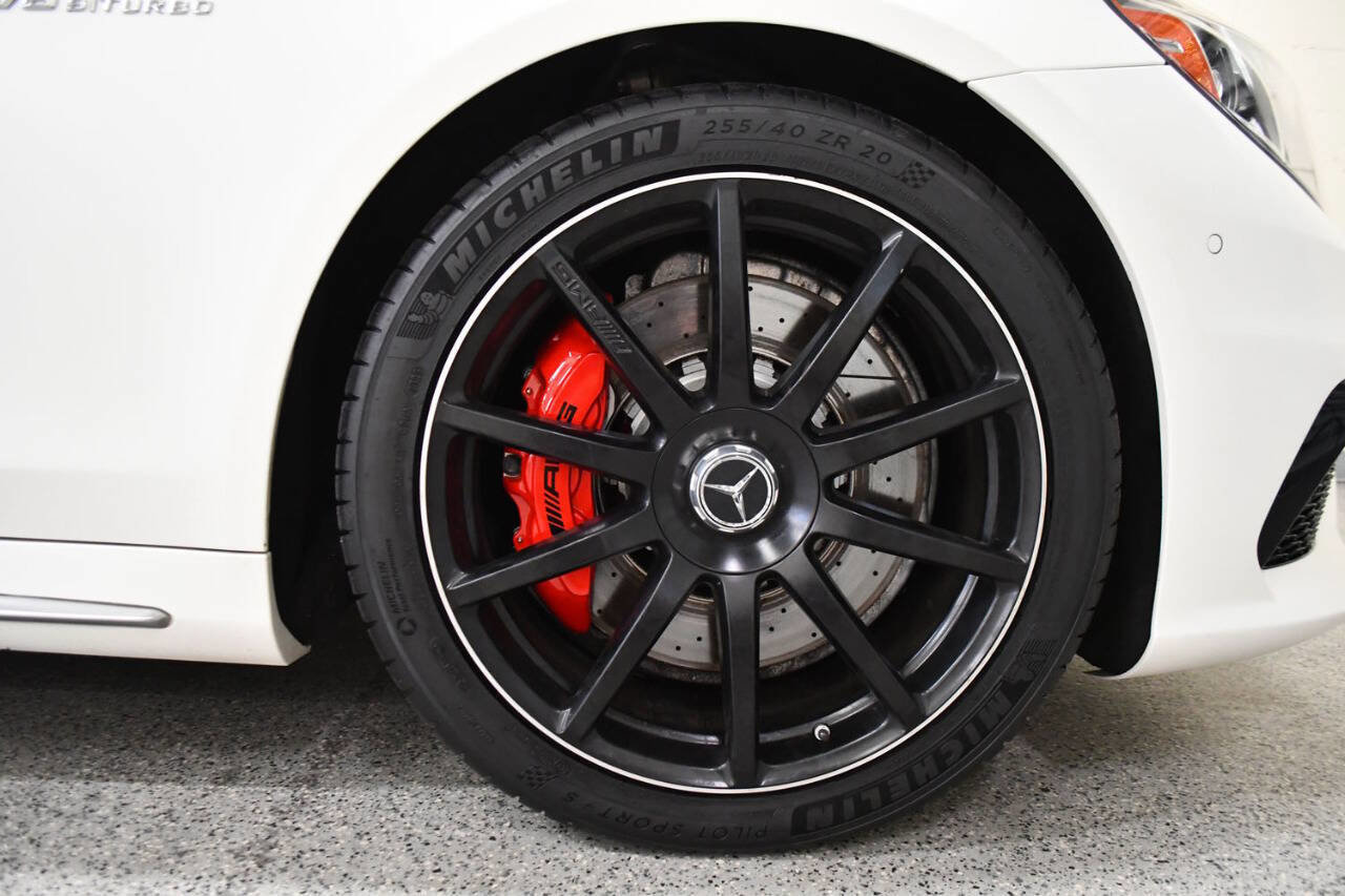 Used 2015 Mercedes-Benz S 63 AMG 4MATIC Sedan image 33