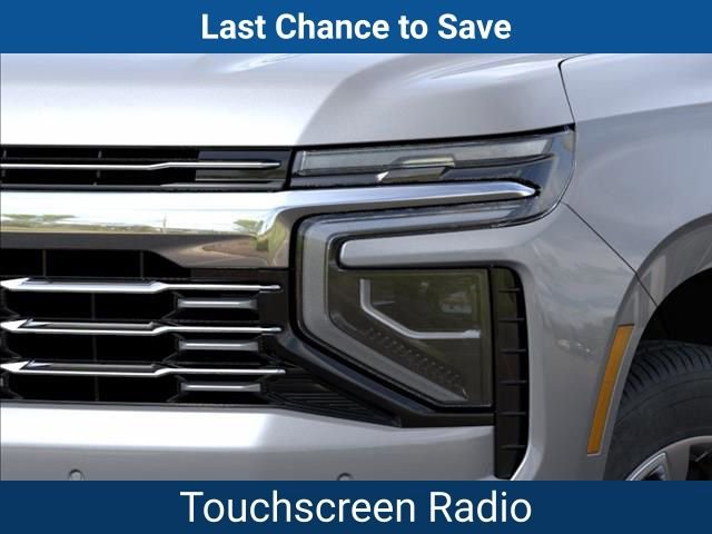 New 2025 Chevrolet Suburban Premier w/ Sun And Tow Package AWD/4WD image 11