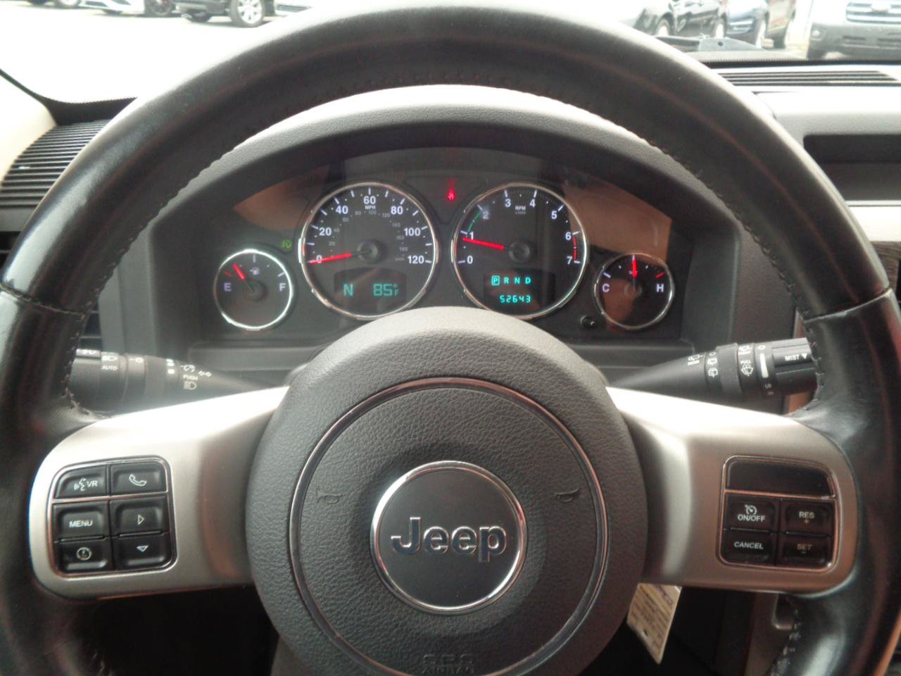 Used 2012 Jeep Liberty Limited Jet w/ Comfort/Convenience Group AWD/4WD image 31