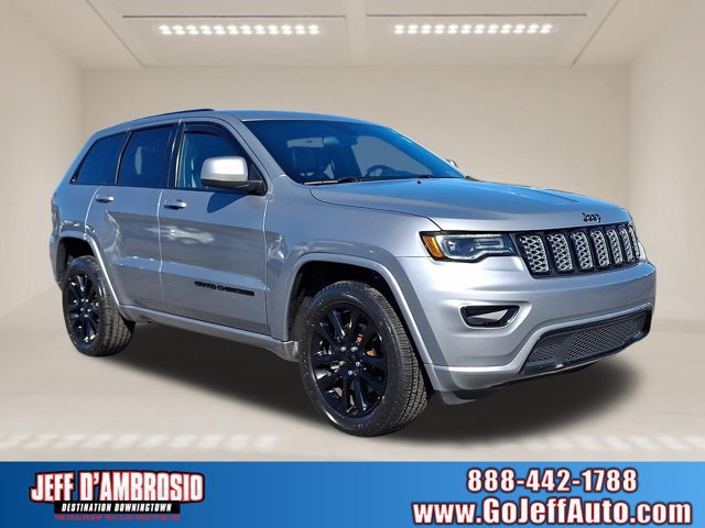 Certified 2021 Jeep Grand Cherokee Laredo X AWD/4WD image 1