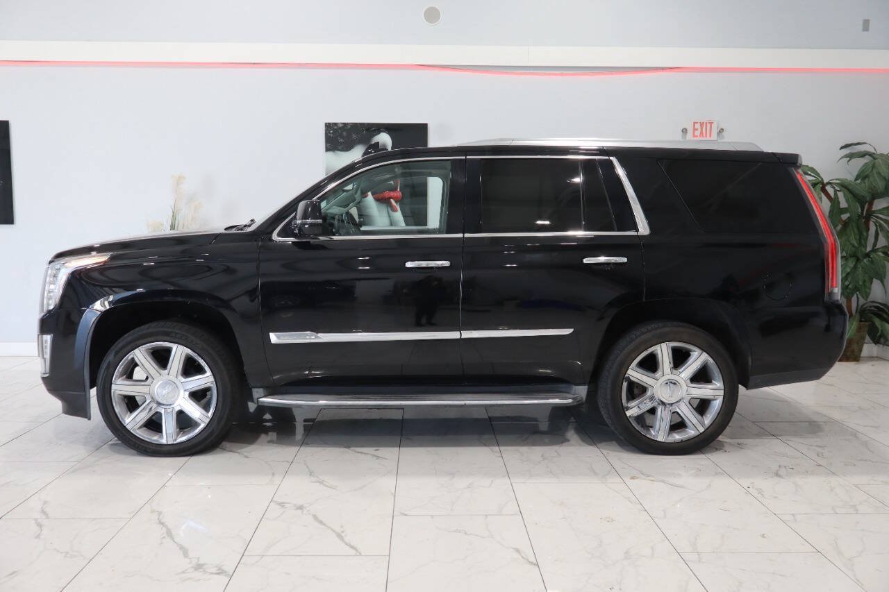 Used 2015 Cadillac Escalade Premium AWD/4WD image 6