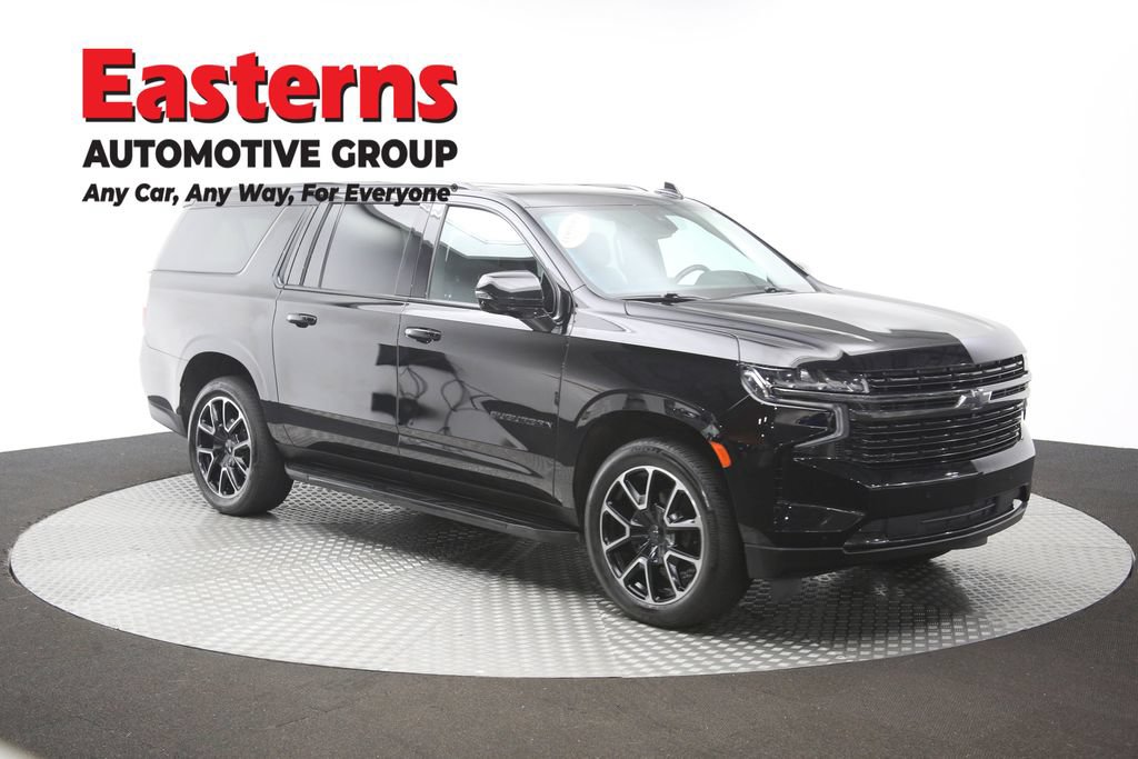 Used 2022 Chevrolet Suburban RST w/ Luxury Package AWD/4WD image 52