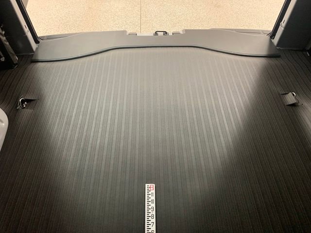 New 2025 Chevrolet Express 3500 Work Van w/ Driver Convenience Package image 25