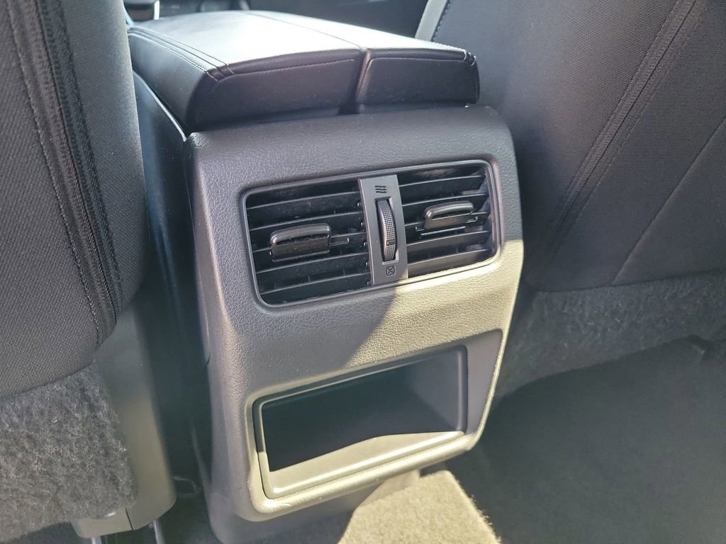 Certified 2024 Nissan Rogue S image 17