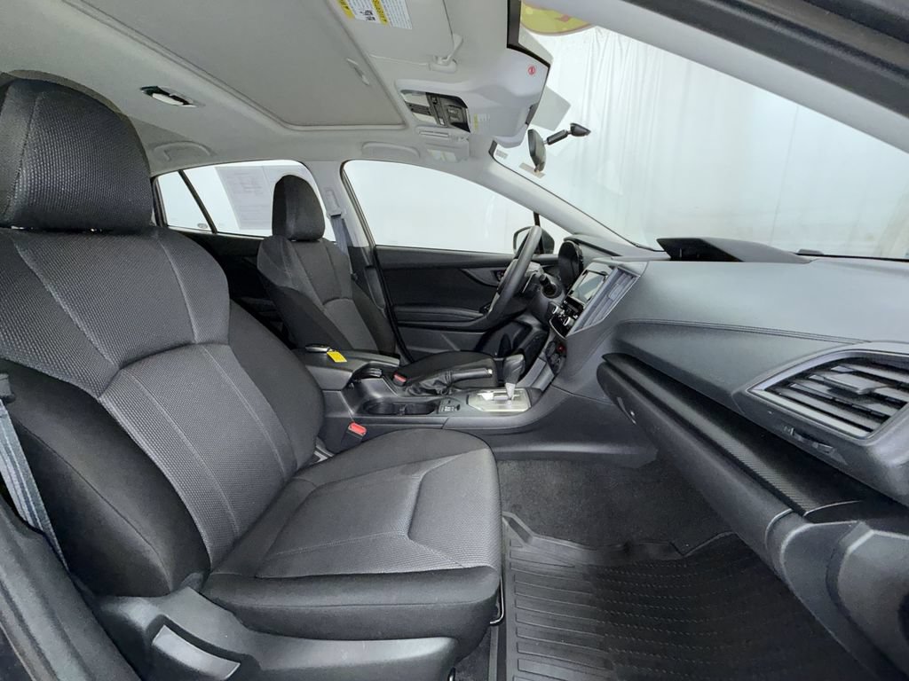Used 2022 Subaru Impreza 2.0i Premium AWD/4WD image 17
