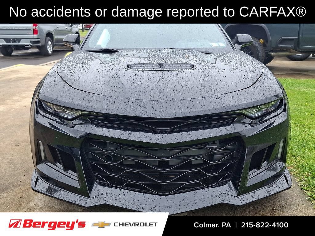 Used 2022 Chevrolet Camaro SS RWD image 2