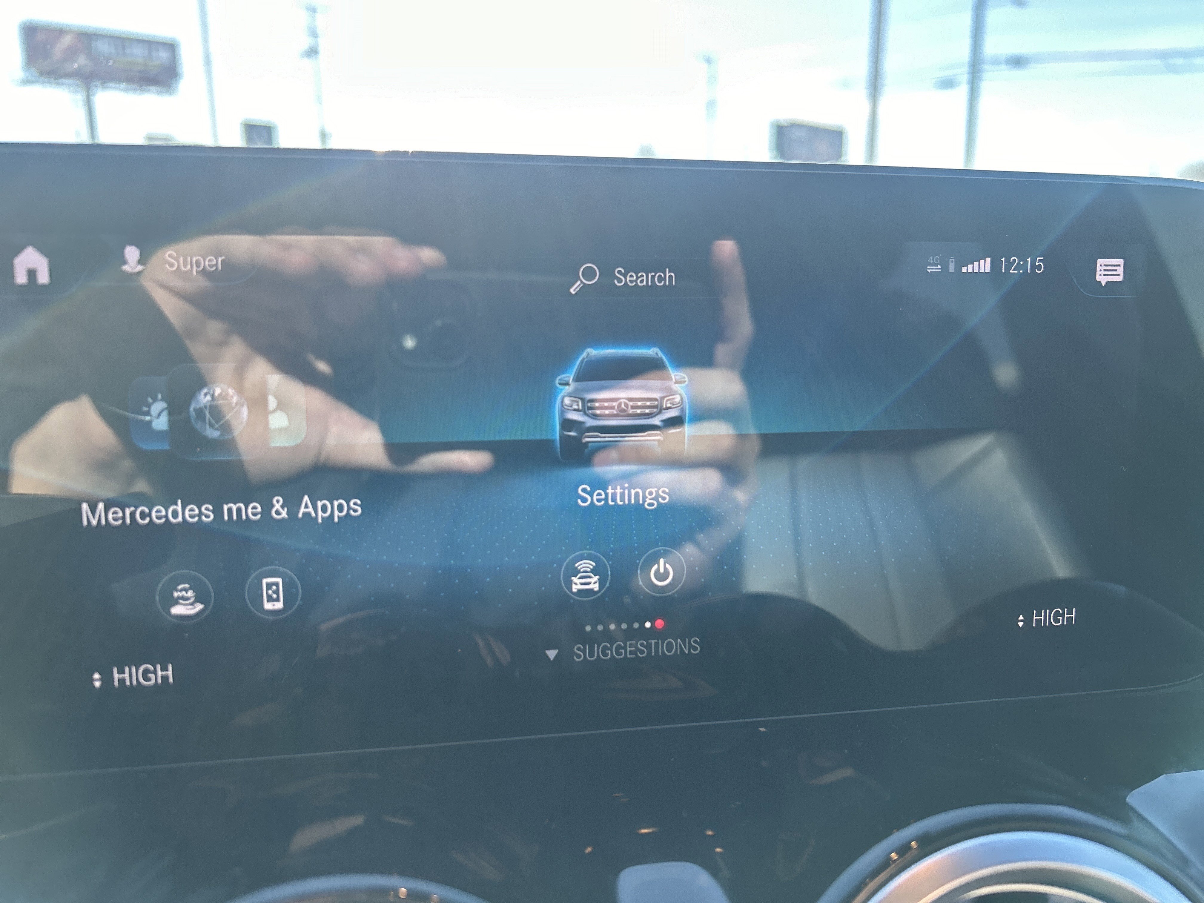 Used 2022 Mercedes-Benz GLB 250 w/ Premium Package Lite image 24