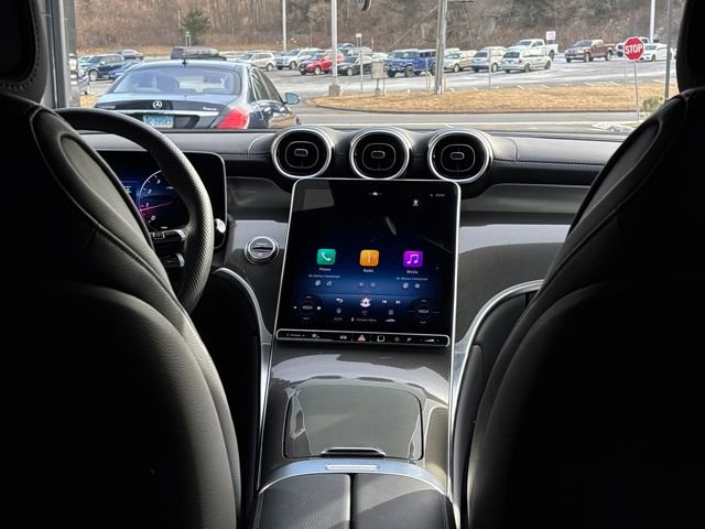 Used 2025 Mercedes-Benz GLC 300 4MATIC image 57