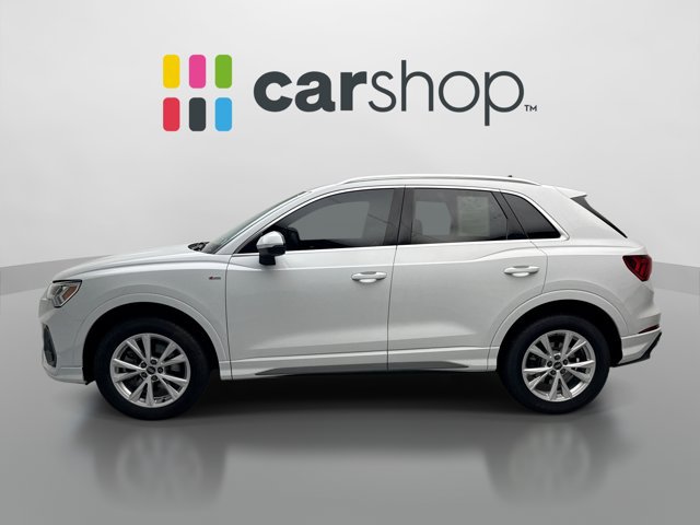 Used 2022 Audi Q3 2.0T Premium Plus w/ Premium Plus Package AWD/4WD image 2