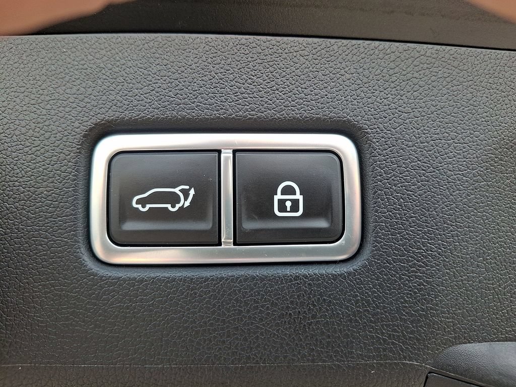 Certified 2023 Kia Sorento X-Line EX AWD/4WD image 32