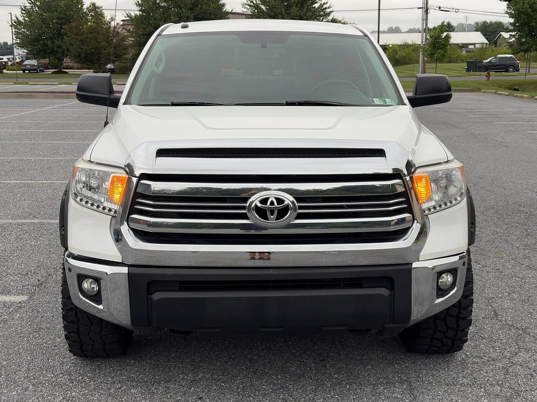 Used 2016 Toyota Tundra SR5 w/ TRD Off Road Package AWD/4WD image 3